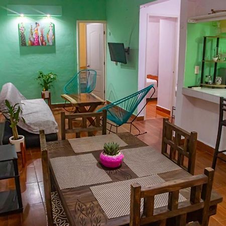 Siga'S House Cancun Centro Esterno foto